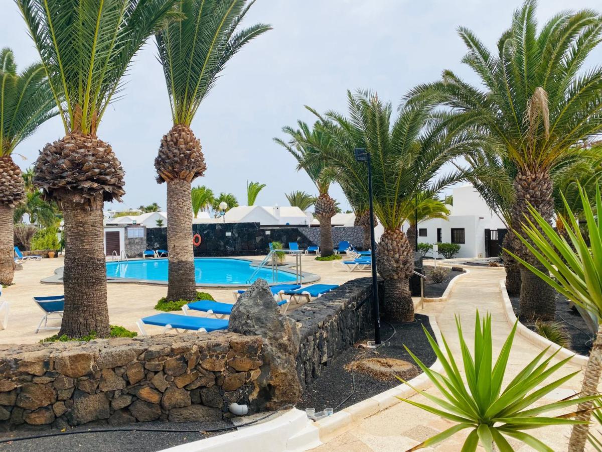 Lc Bastian Marina Bungalow Коста Тегисе Екстериор снимка