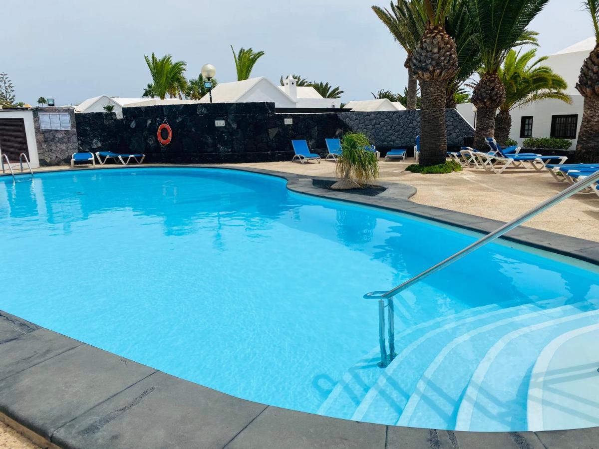 Lc Bastian Marina Bungalow Коста Тегисе Екстериор снимка