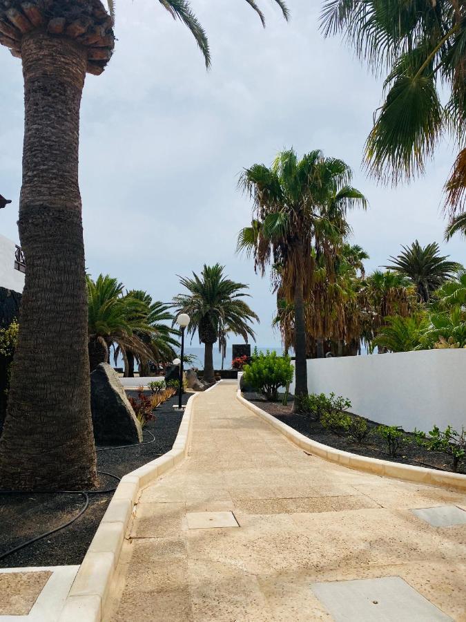 Lc Bastian Marina Bungalow Коста Тегисе Екстериор снимка