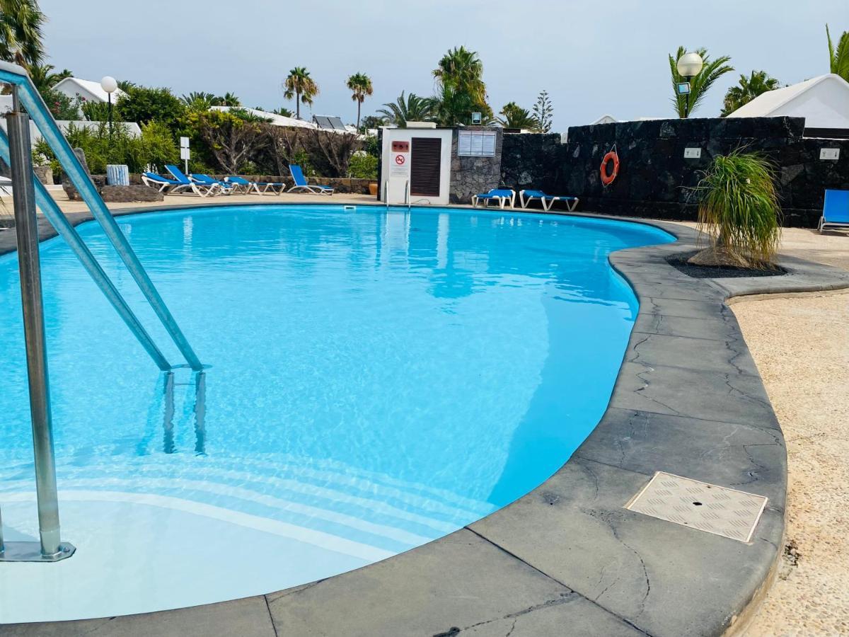 Lc Bastian Marina Bungalow Коста Тегисе Екстериор снимка