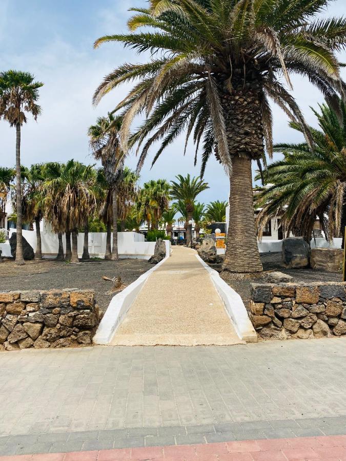 Lc Bastian Marina Bungalow Коста Тегисе Екстериор снимка